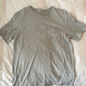 Rarely worn. Small Vineyard Vines T-shirt. From a bug free and smoke free home
